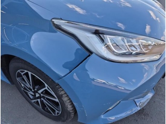 2020 Toyota Yaris Hybrid Club