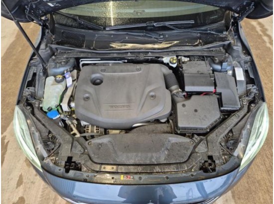2018 Volvo V40 Momentum