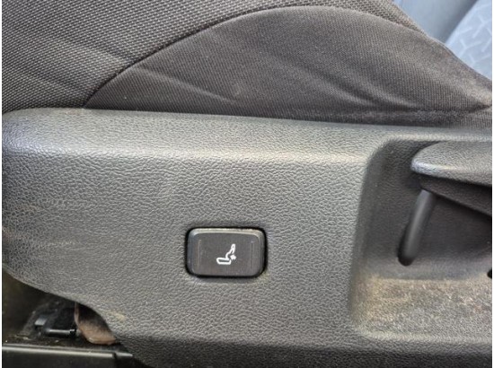 2022 Toyota Corolla Touring Sports Hybrid Team D