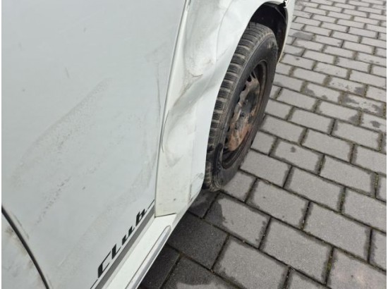 2016 Volkswagen Beetle Lim. Club BMT