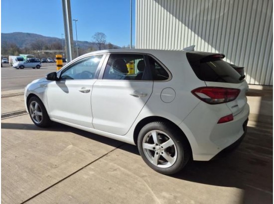 2017 Hyundai i30 Intro