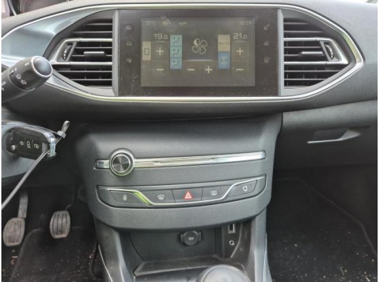 2017 Peugeot 308 SW Allure