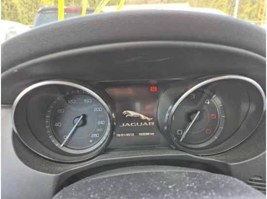 2015 Jaguar XE Prestige