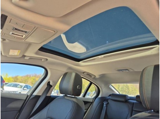 2015 Jaguar XE Prestige