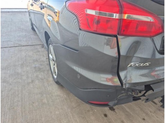 2015 Ford Focus Turnier Titanium