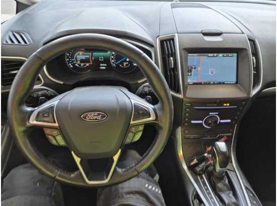 2016 Ford S-Max Titanium