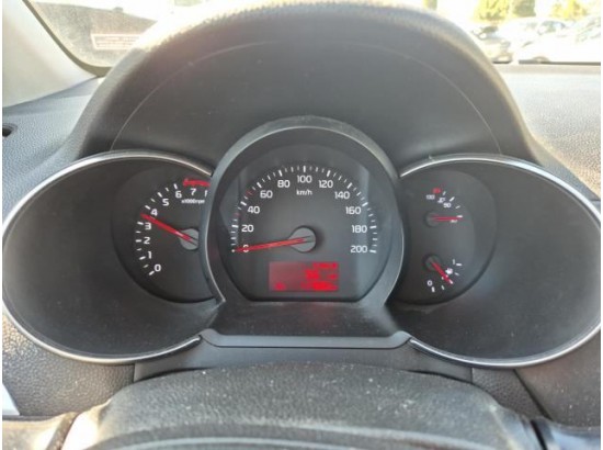 2016 Kia Picanto Dream Team