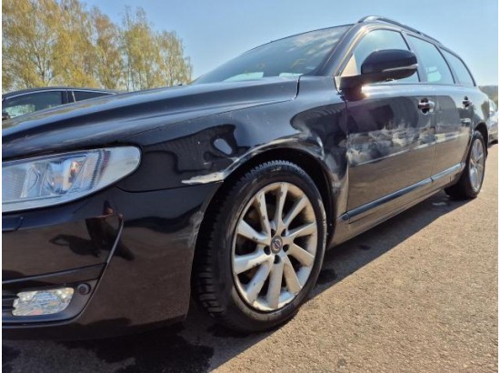 2016 Volvo V70 Kombi Linje Svart