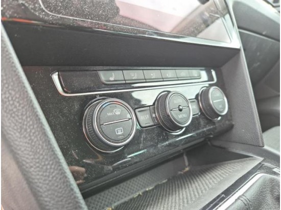 2019 Volkswagen Passat Variant Business