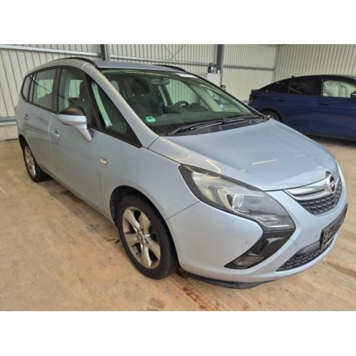 2016 Opel Zafira C Tourer drive