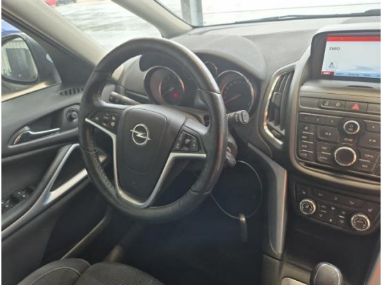 2016 Opel Zafira C Tourer drive