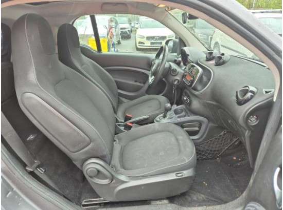 2017 Smart fortwo coupe Basis 52kW