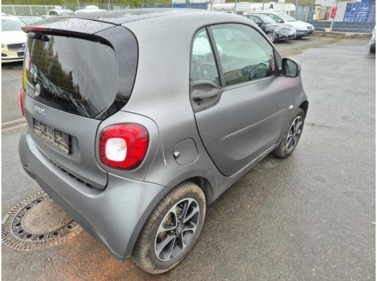 2017 Smart fortwo coupe Basis 52kW