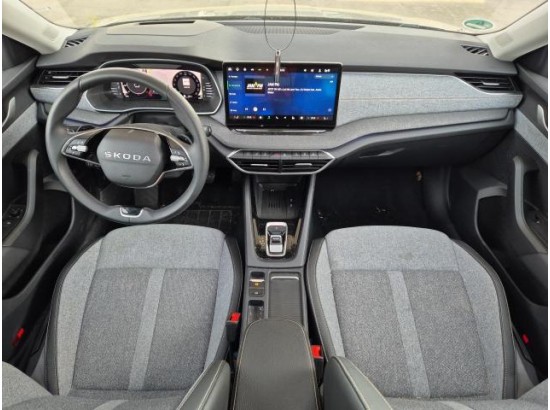 2025 Skoda Octavia Combi 2.0 TDI 110 kW Tour