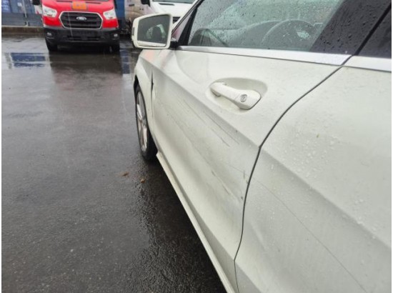 2016 Mercedes-Benz A-Klasse A180