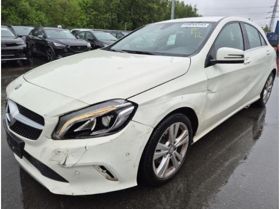 2016 Mercedes-Benz A-Klasse A180