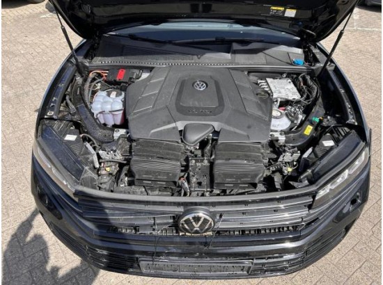 2025 Volkswagen Touareg 3.0 TSI eHybrid 340 kW 4Motion R