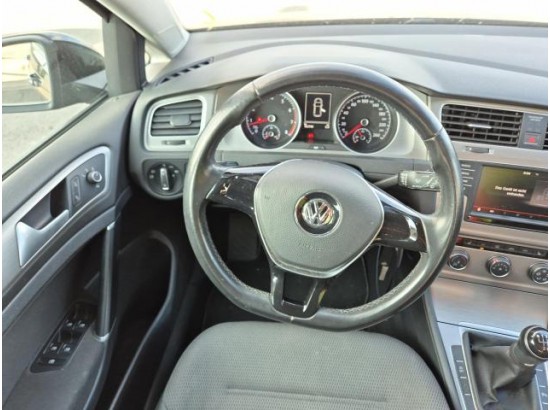 2016 Volkswagen Golf VII Lim. Comfortline BMT