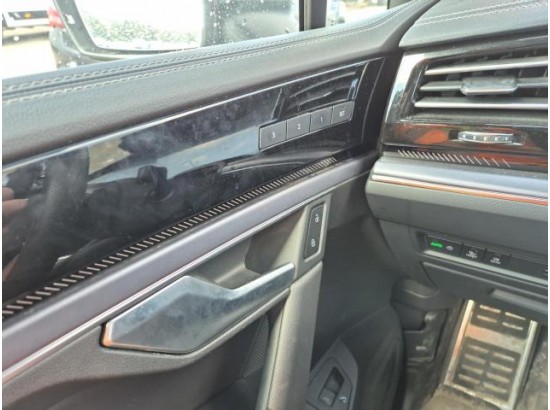 2024 Volkswagen Touareg 3.0 TDI 210 kW 4Motion R-Line