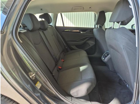 2025 Volkswagen Passat Variant 1.5 eTSI 110 kW