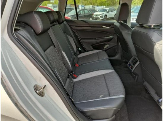 2025 Volkswagen Golf VIII Variant 1.5 eTSI 110 kW Goal