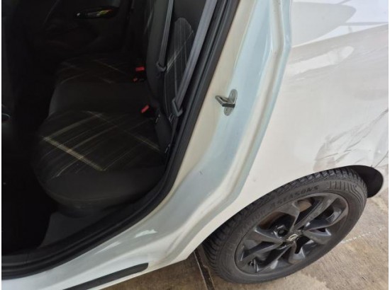 2015 Opel Corsa E Color Edition