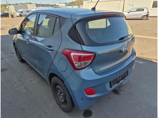 2015 Hyundai i10 blue Trend