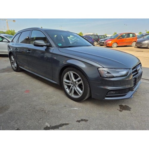 2015 Audi A4 Avant S line Sportpaket / plus