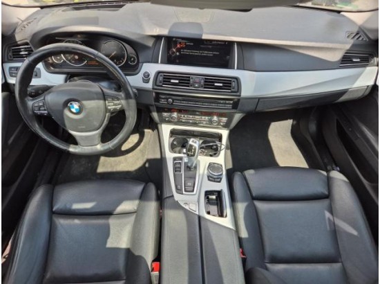 2015 BMW 5er Touring 520d