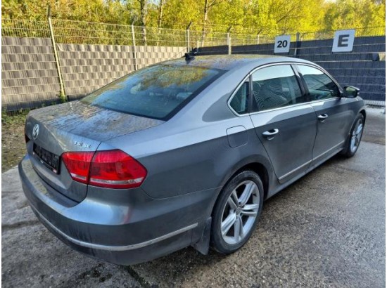 2016 Volkswagen Passat