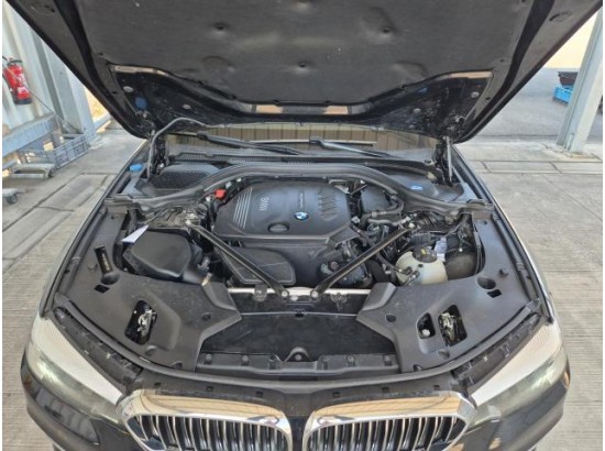 2018 BMW 5er Touring 520 d Luxury Line