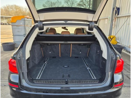 2018 BMW 5er Touring 520 d Luxury Line