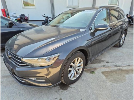 2024 Volkswagen Passat Variant Business