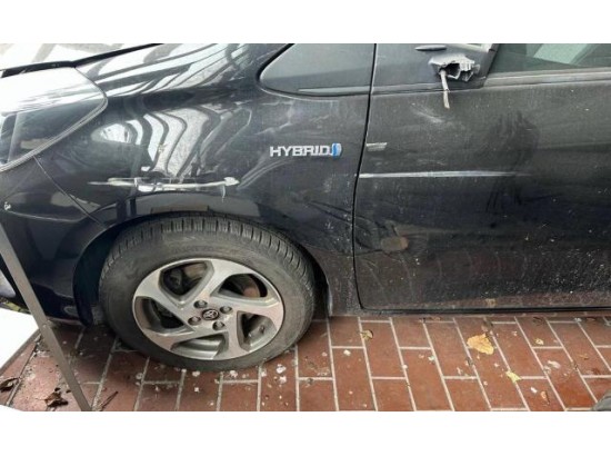 2016 Toyota Yaris Hybrid Basis