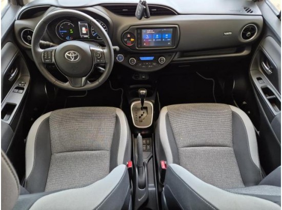 2019 Toyota Yaris Hybrid Y20 Club
