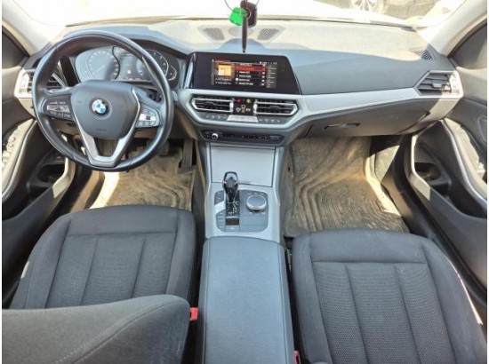 2020 BMW 3er Touring 320i Advantage