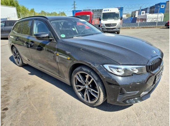 2020 BMW 3er Touring 320i Advantage