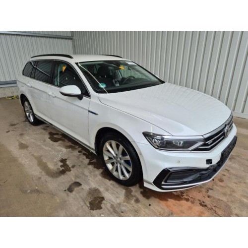2020 Volkswagen Passat Variant GTE