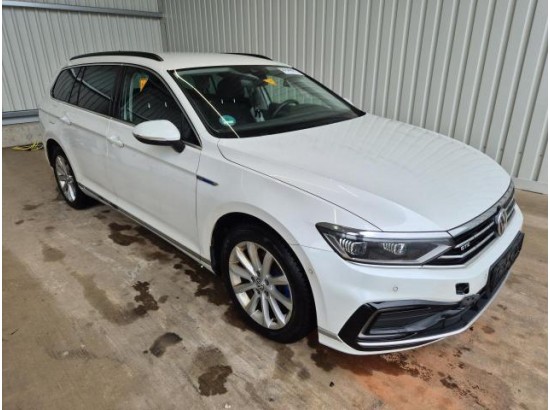 2020 Volkswagen Passat Variant GTE