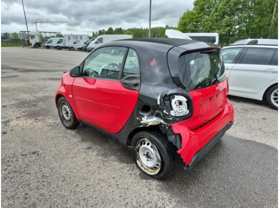 2018 Smart fortwo coupe Basis 52kW