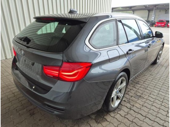 2017 BMW 3er Touring 318d Sport Line
