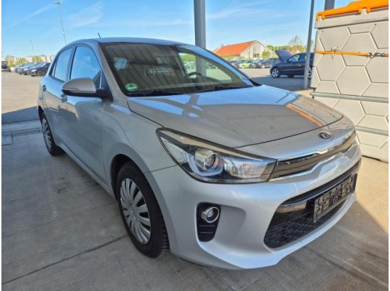 2018 Kia Rio Dream Team