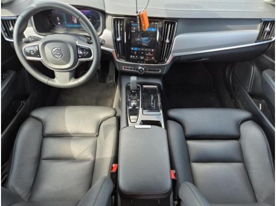 2023 Volvo V90 Kombi Plus Dark Recharge Plug-In Hybrid AWD