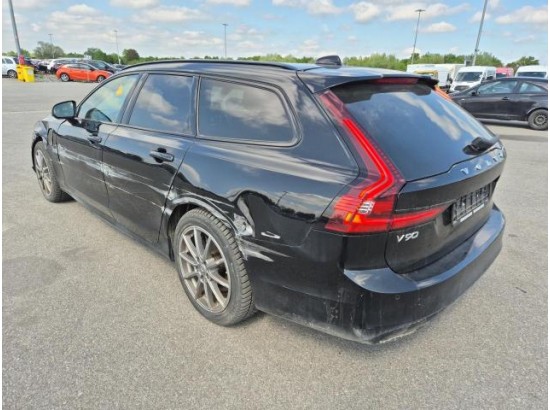 2023 Volvo V90 Kombi Plus Dark Recharge Plug-In Hybrid AWD