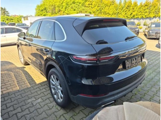 2019 Porsche Cayenne Basis