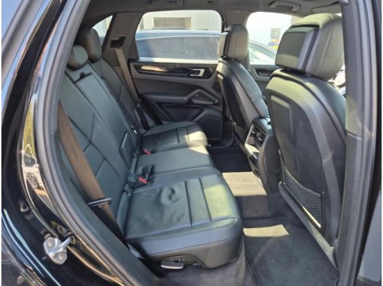 2019 Porsche Cayenne Basis