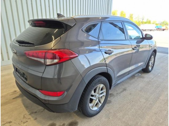 2017 Hyundai Tucson blue Classic 2WD