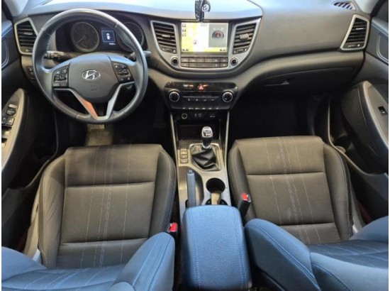 2017 Hyundai Tucson blue Classic 2WD