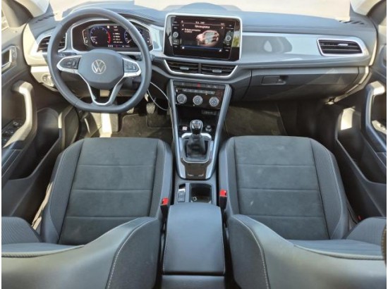 2025 Volkswagen T-Roc Style