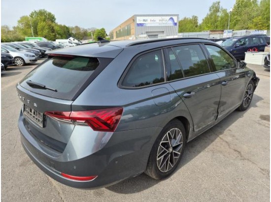 2020 Skoda Octavia Combi First Edition